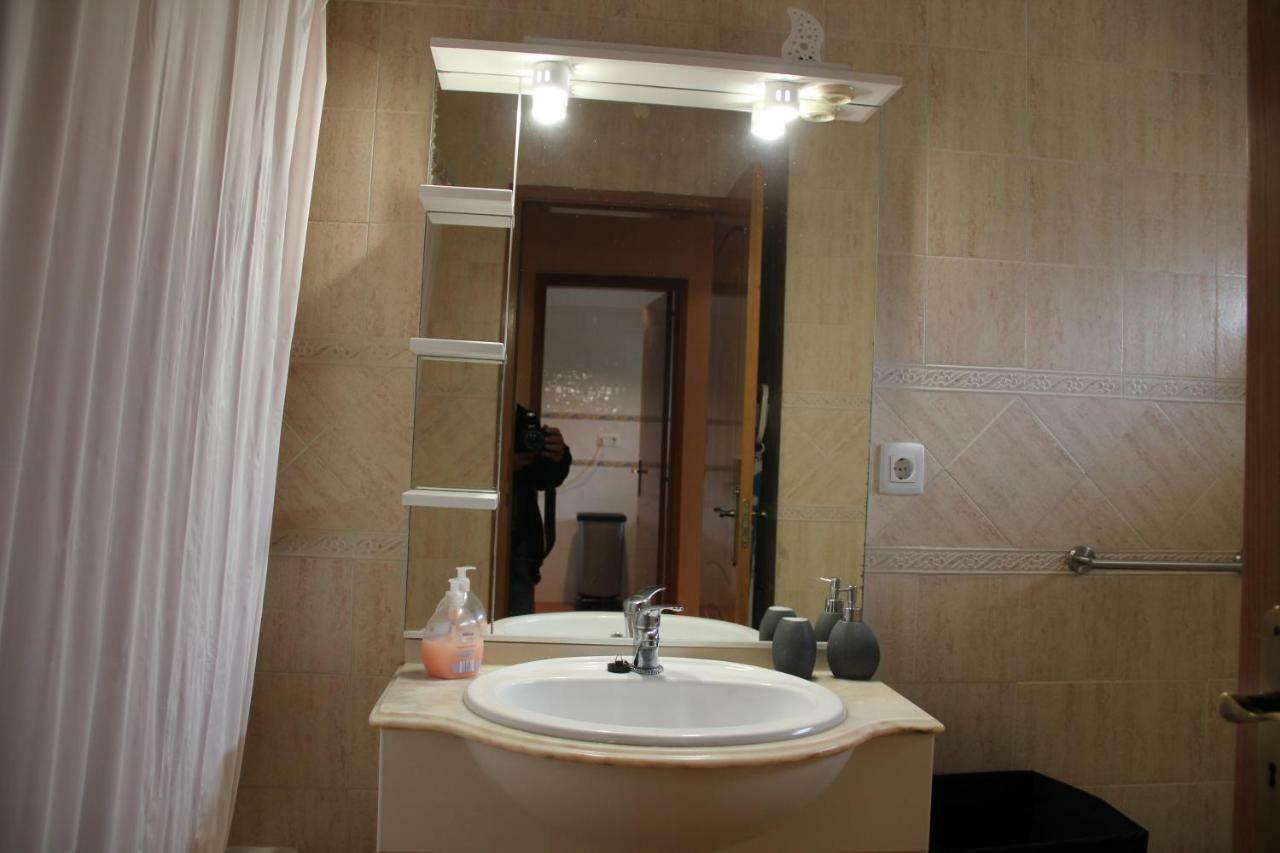Rua Coronel Cardeira Da Silva Apartment ลากอส ภายนอก รูปภาพ